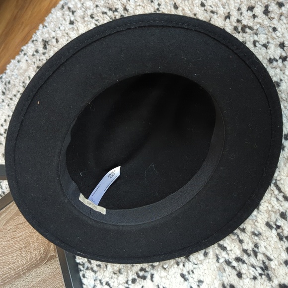 Ecoté Black Wool Hat - Picture 5 of 6